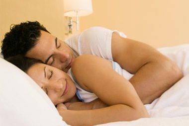 Essential Guide To Deeper Sleep 04 Couple Sleeping Sl